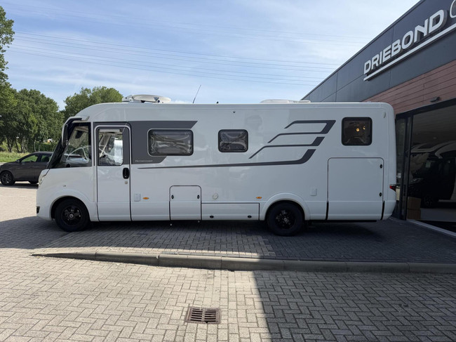 Hymer BML-I 780 MasterLine Bovenkasten Level 2X Airco Lithium foto: 7