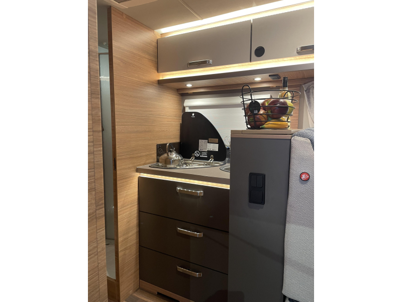 Weinsberg CaraCore 700 Meg Automatik 4pe Foto: 10