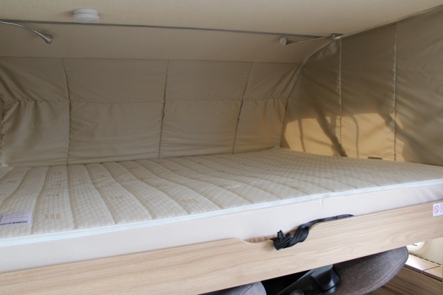 Hymer Exsis I 678 Fiat AUTOMAAT 160 pk enkele bedden Smal en lichtgewicht (54  foto: 63