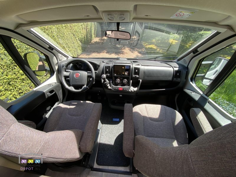 Hymer Exsis-T 374 Crossover 2022 Nieuwstaat  foto: 21