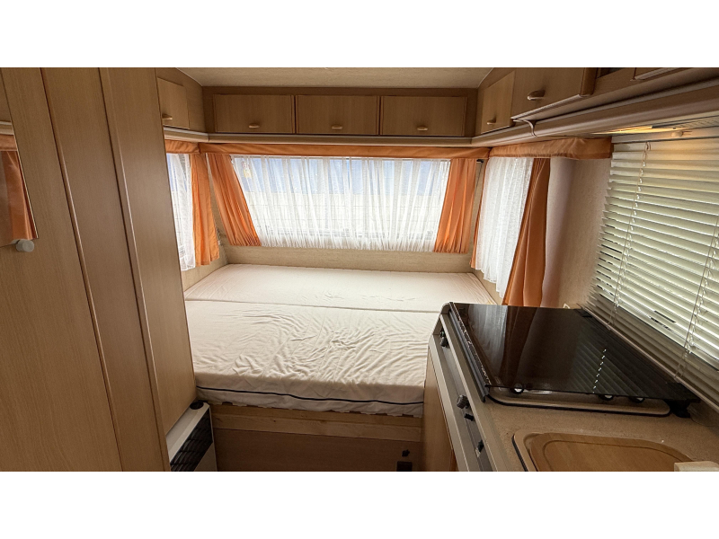 Adria Optima 425 TK Festbett Sitz Toilettenraum Foto: 2