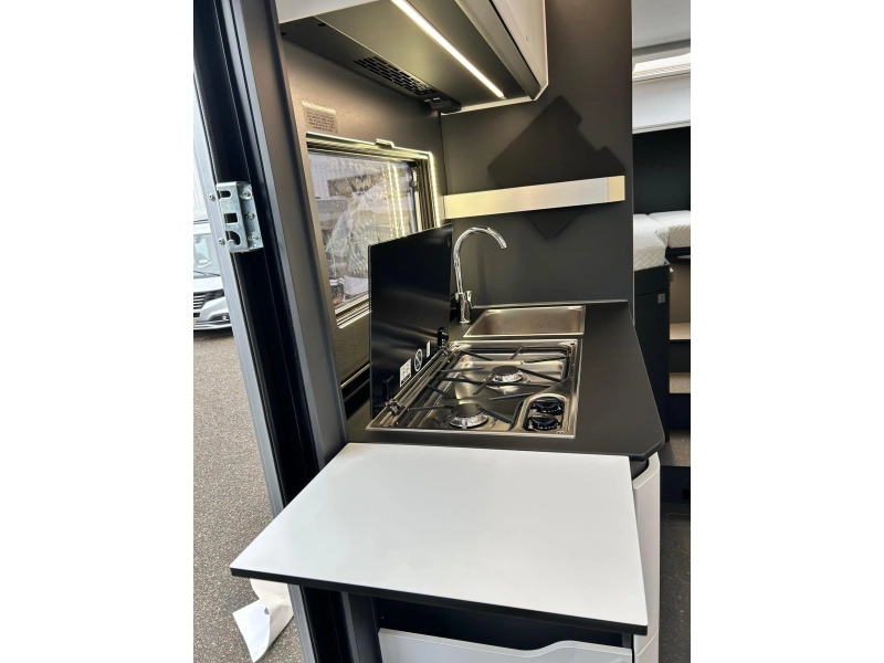 Adria Compact Max DL SL160pk Dieselkachel  foto: 11