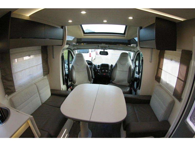 Chausson Welcome 747 GA Enkele bedden, Hefbed.  foto: 12