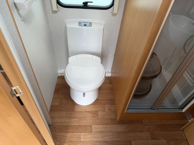 Elddis Avante 462 photo: 16