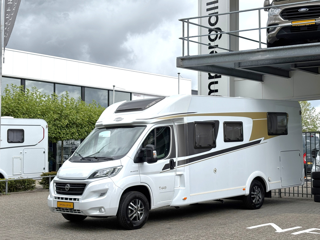 Carado T 449 QUEENSBED AUTOMAAT LEVELSYSTEEM 150PK ! foto: 4