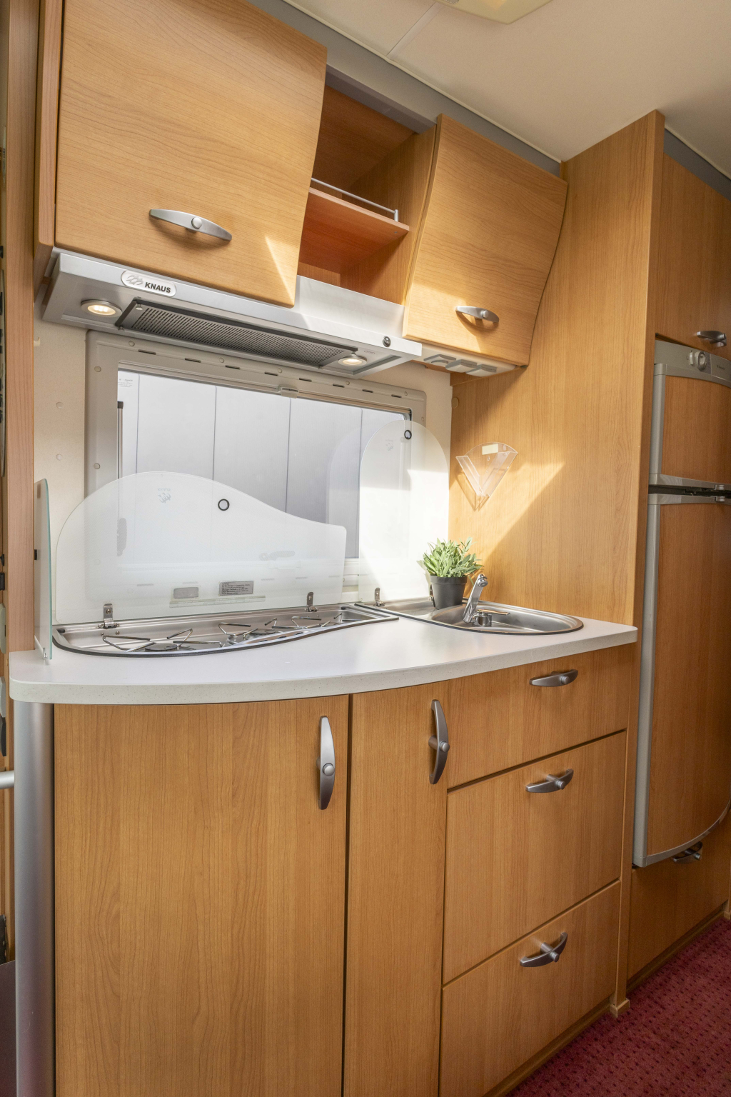 KNAUS Sun Liner 655 LG photo: 12