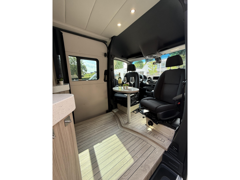 Innova Roadtrip 695 Sprinter 4x4 V6  foto: 11