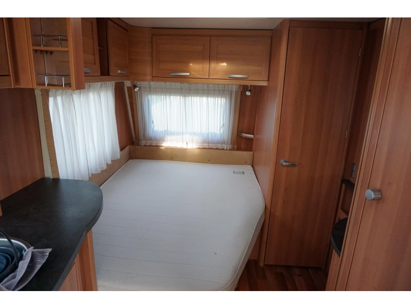 Eriba Sporting Jive 465 Frans bed - mover -luifel  foto: 4