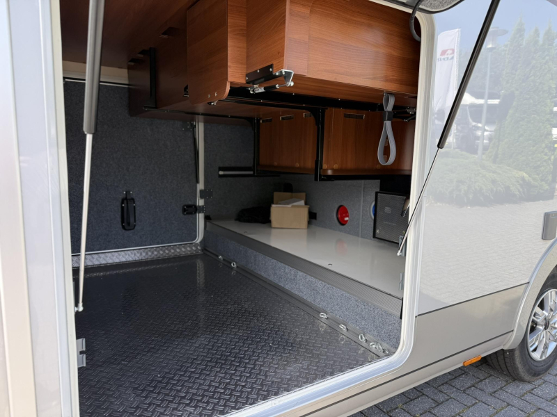 Carthago Liner For Two 53 L RONDZIT - vol accessoires  foto: 9