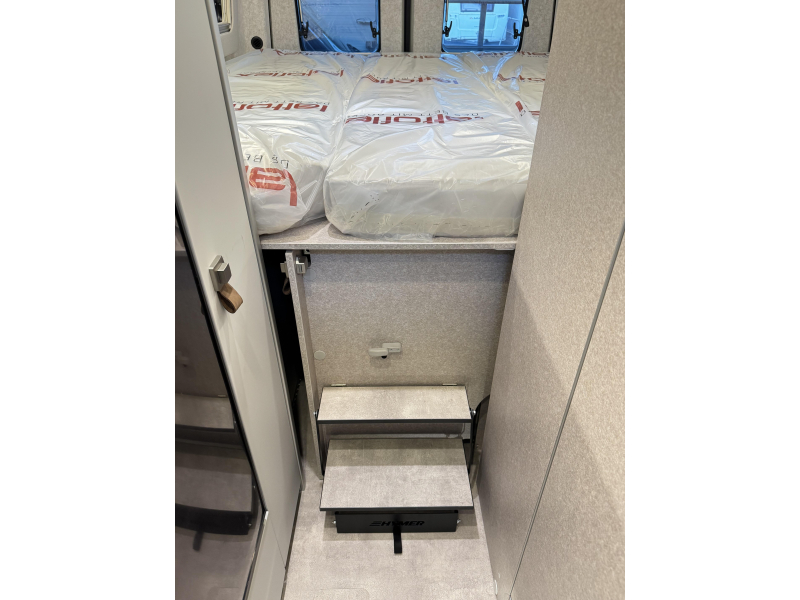 Hymer Grand Canyon S 700 4x4 - hefdak - lengtebed  foto: 14