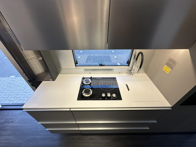 Adria Astella 754 DP Exklusiv in den Niederlanden Foto: 13