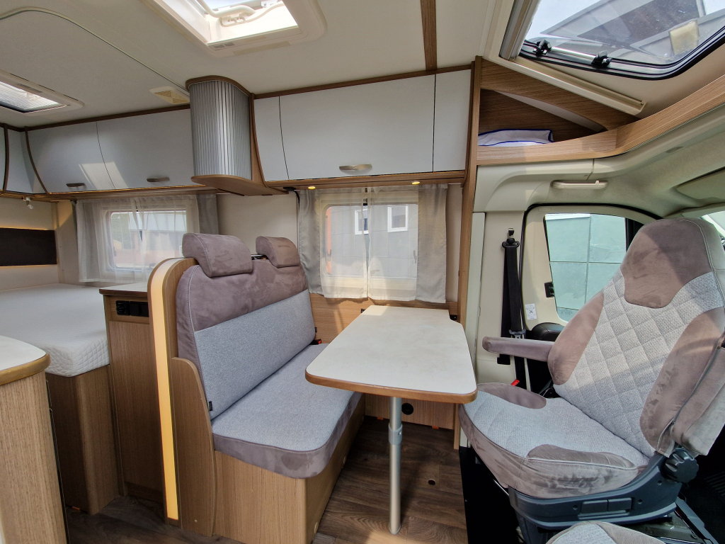 CAPRON T135 Foto: 4
