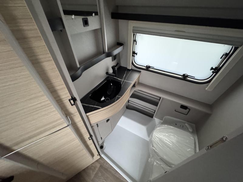 Eriba Touring 542 Urban uitvoering  foto: 7