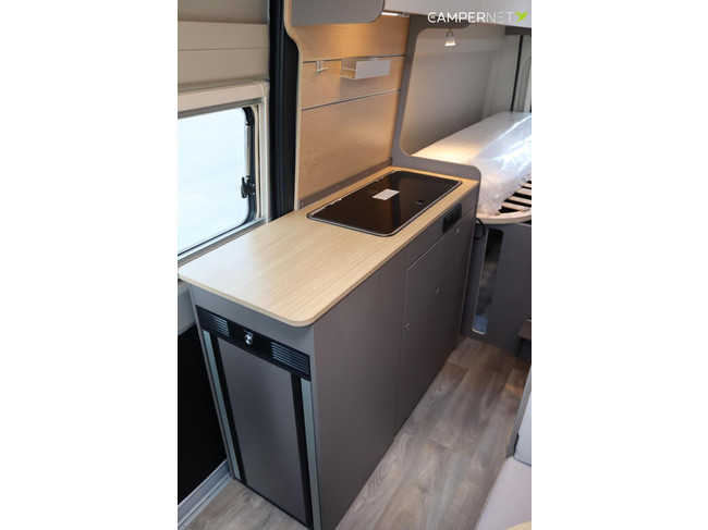 LMC Innovan 640 140cv Autom&aacute;tico | Camas individuales | Toldo | Techo panor&aacute;mico | Ventanas empotradas | Control de crucero | Nuevo disponible en stock | foto: 9