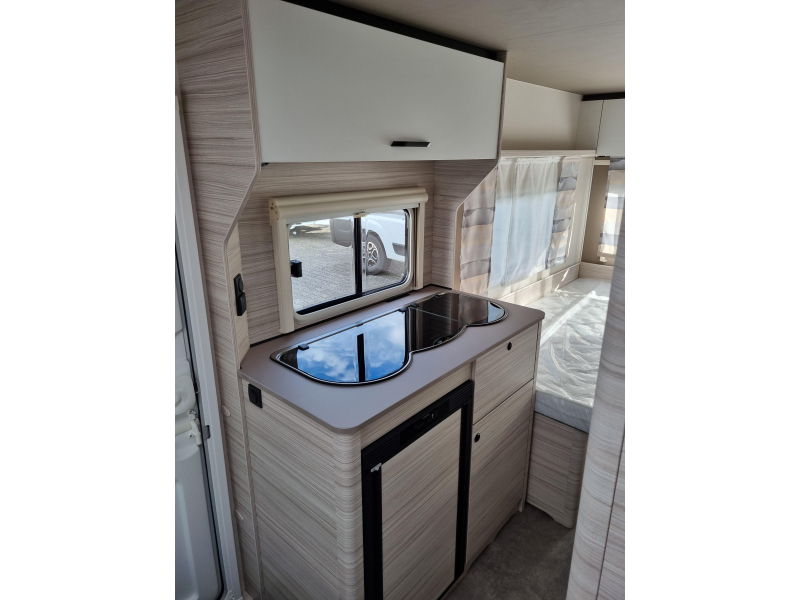 Dethleffs C'Joy 460 LE Active - Lits jumeaux ! photo : 7
