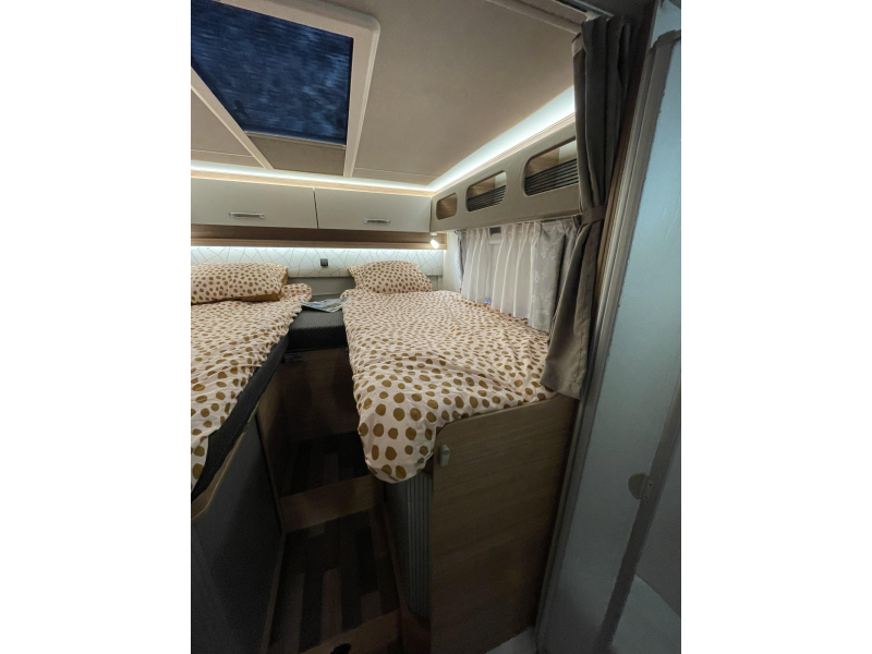 Weinsberg CaraCore 700 Meg Automatik 4pe Foto: 22