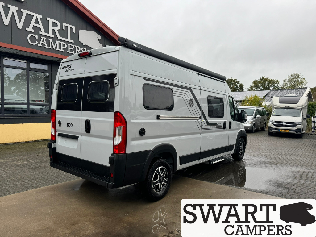 Knaus Boxlife 600 ME Platinum Selection, Automaat Lengtebedden foto: 3