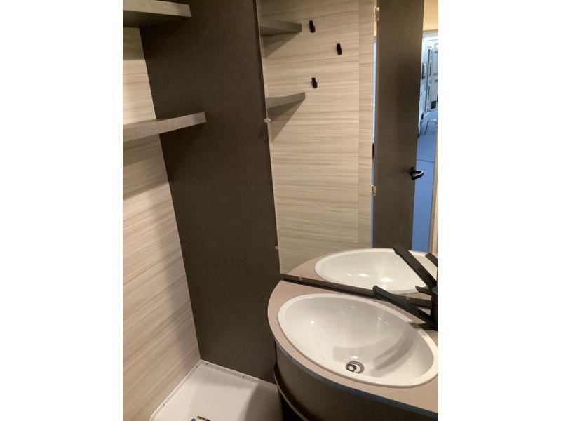 Dethleffs C'Joy Active 480 QLK stapelbed  foto: 13