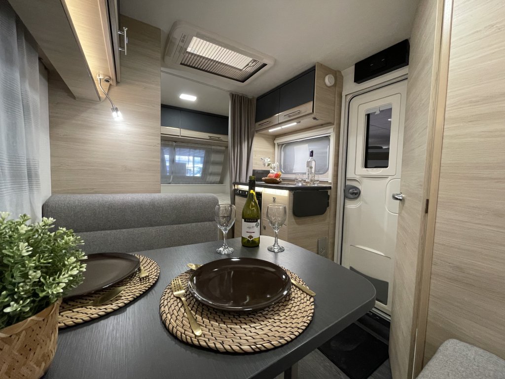 Caravelair Antares Titanium 390 DWARBED 1e EIGENAAR  foto: 22