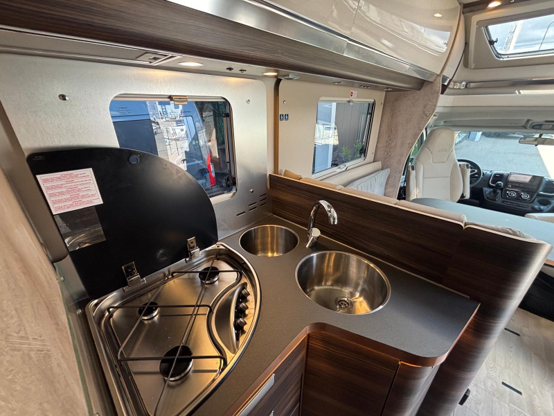 Laika Ecovip 4009 L automaat, E&P enkel bed  foto: 15