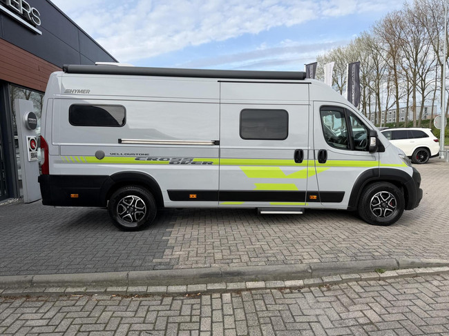Hymer Yellowstone Cross-Over 180PK 9T-Automaat Enkele Bedden Zonnepanelen foto: 5