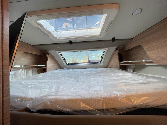 Weinsberg Xcursion 500 LT 150 PS DSG Bulli Foto: 15