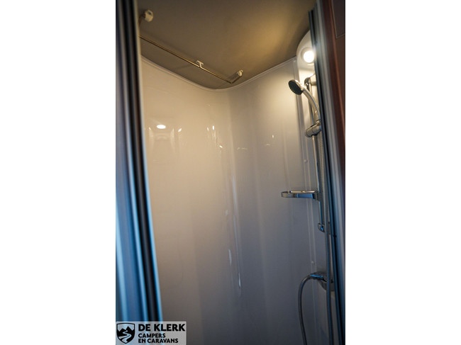 Knaus SUDWIND 580 QS 60 YEARS Campovolo grey 3 e stapelbed uniek foto: 13