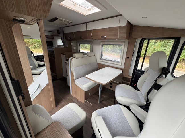 Fiat Ducato Hymer Carado I338 2.3 Einzelbetten Hubbett Klimaanlage Foto: 9