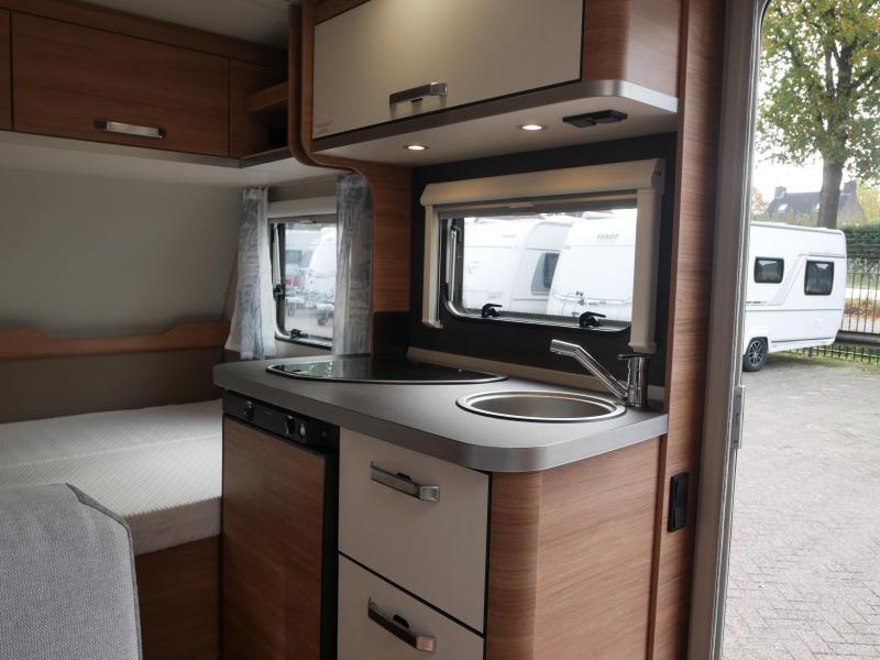 Weinsberg CaraOne 390 QD Incl. voortent  foto: 6