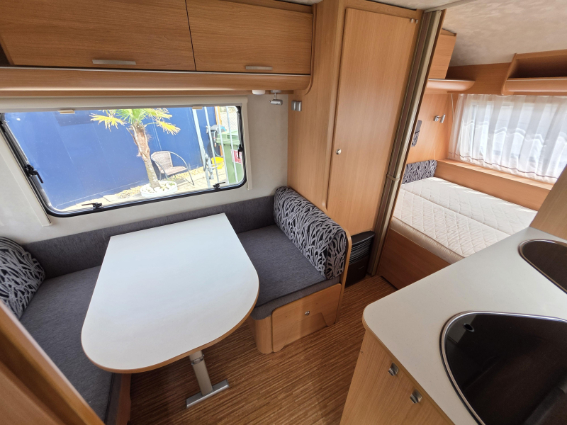 Adria Altea 390 PS 4 personas AVANCE 2010 foto: 7