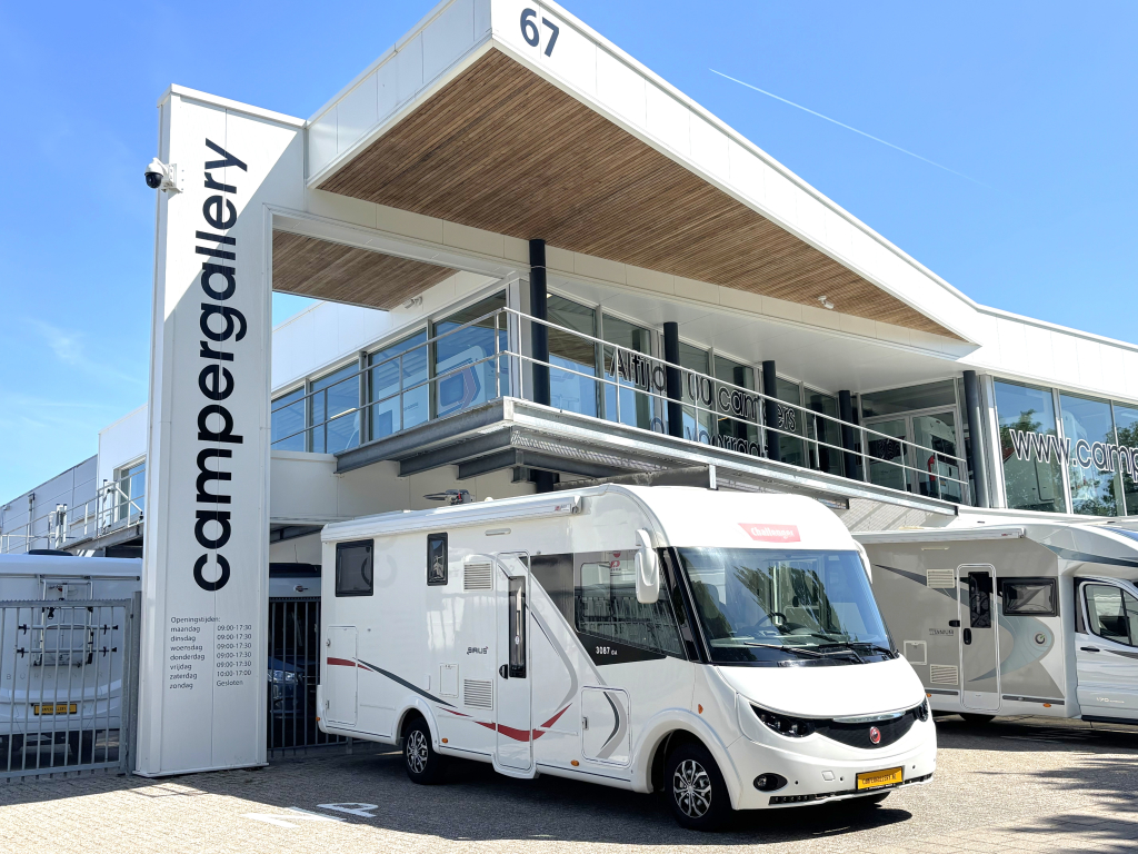 Challenger Sirius 3087 GA ENKELE BEDDEN + HEFBED EURO 6