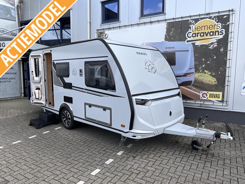 Knaus Sudwind Black Selection 460 EU ENKELE BEDDEN-VLOERVERW  foto: 0