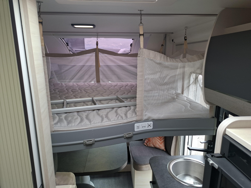 Chausson 627 Titanium Line Enkele bedden 5 persoons  foto: 11