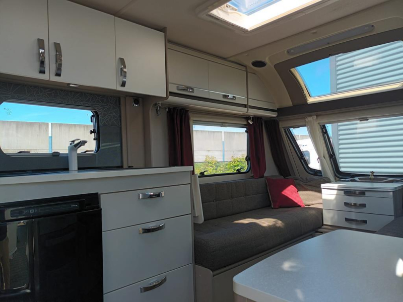 Swift Mondial 420 SE Foto: 1