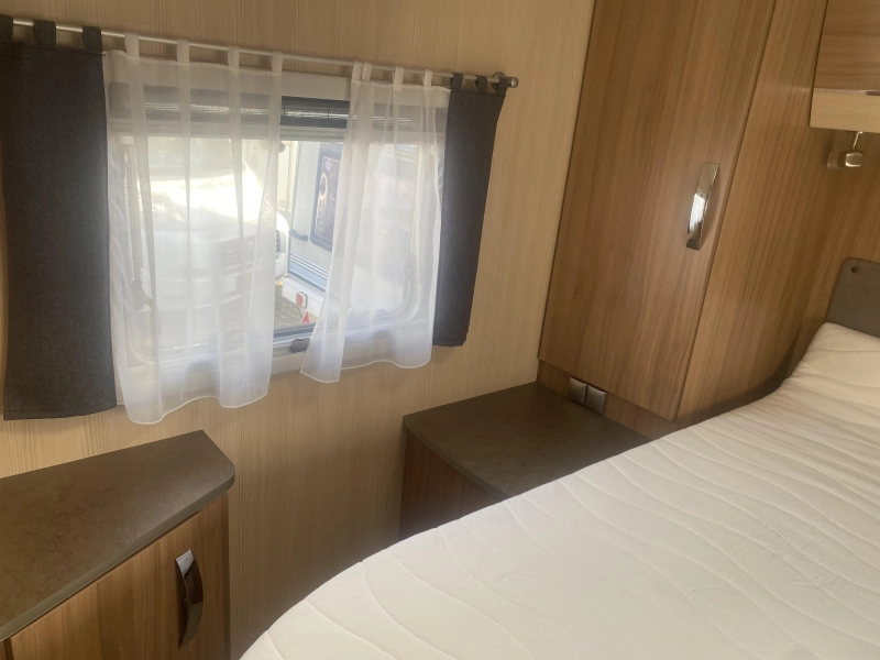 Pilote Aventura P 730 mit Queensize-Bett UND LUXUS Foto: 27