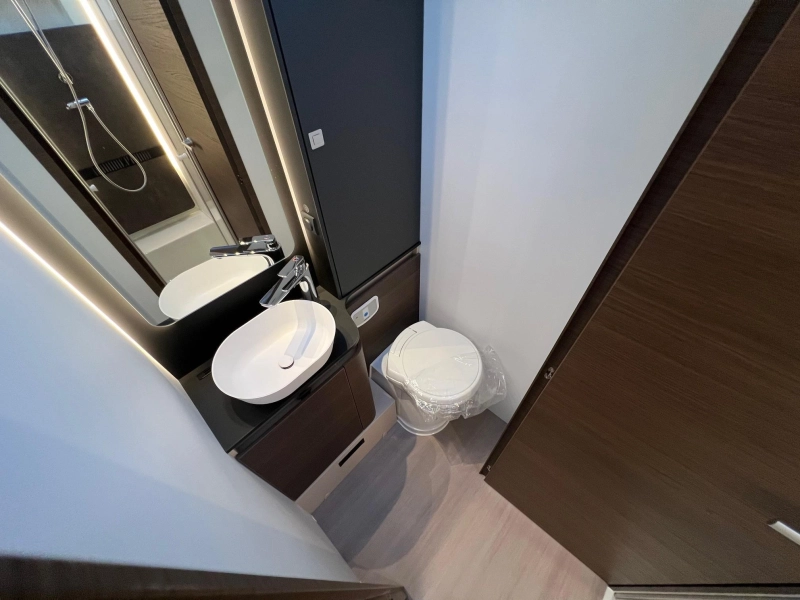 Adria Sonic Supreme 700 DL FACE TO FACE | ALDE  foto: 4