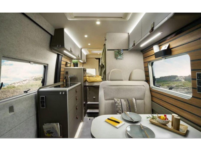 Hymer Grand Canyon S 600 4 PERSONAS+TECHO ELEVABLE-170CV foto: 2