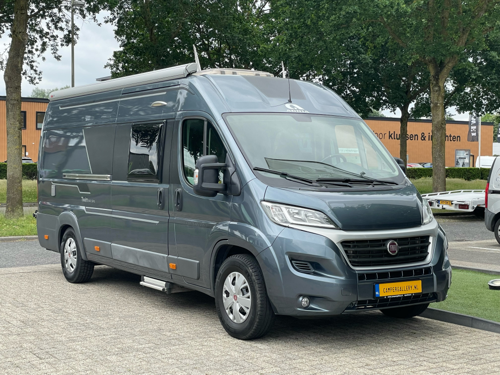 Adria Twin 640 SPX DWARSBED ZONNEPANEEL BEARLOCK EURO6