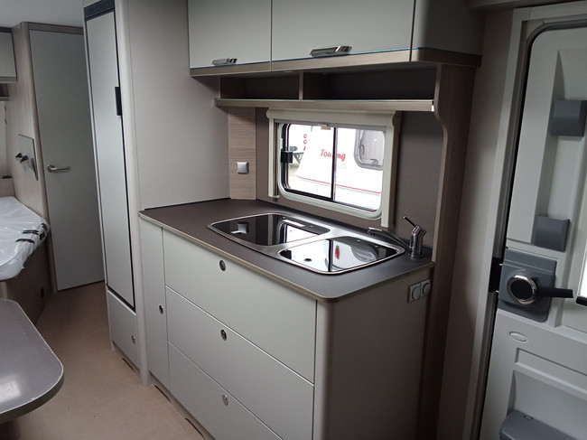 Bürstner Premio 550 TK foto: 12