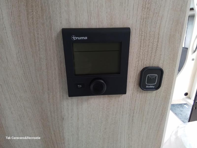 Hobby De Luxe 495 WFB met aparte douche en wc  foto: 13