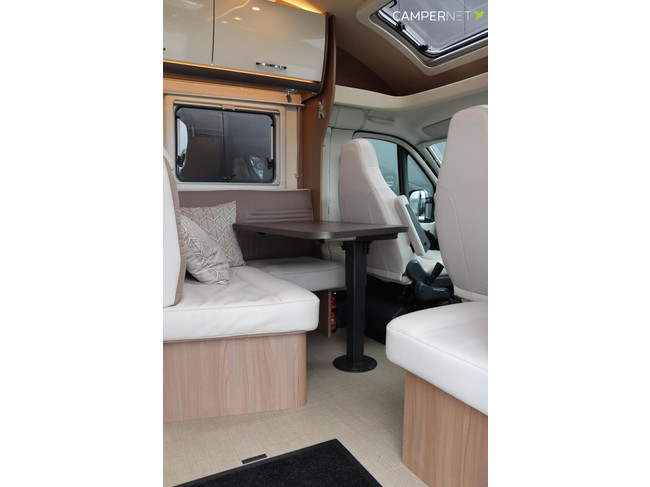 Bürstner Lyseo Harmony Line 140pk Automaat | Vlakke vloer! | Lengtebedden | Oven | Luchtvering | Luifel | Grote garage | Zonnepaneel | Co foto: 5