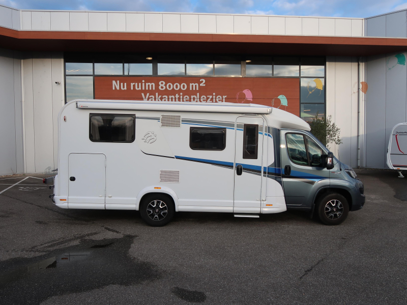 Knaus Sky TI 650 MEG AUTOMATIC 150 HP photo: 1
