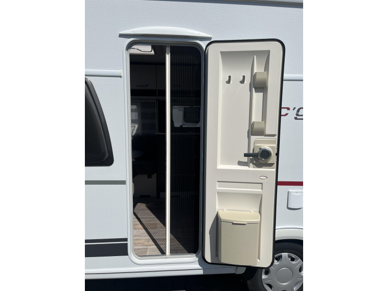 Dethleffs C'Go 495 FR Cassette Awning photo: 16