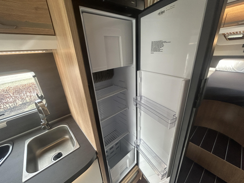 Knaus Sky Wave 60 Years 650 MEG Airco 230V, Zonnepaneel  foto: 13