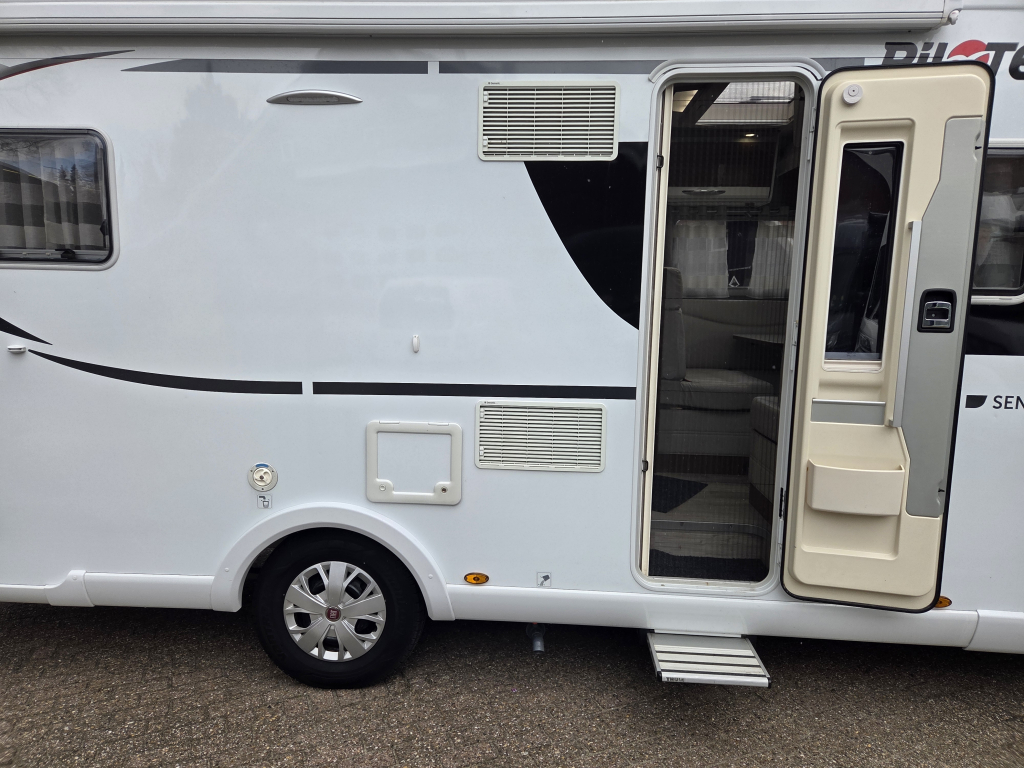 Pilote Sensation P740 Queensbed 2018 foto: 4