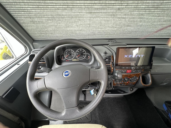 Knaus Sunliner 658 LG Foto: 23