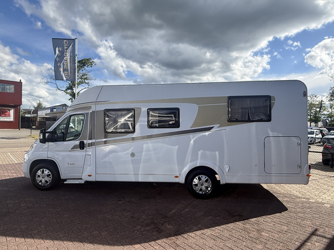Hymer carado T 447 autom&aacute;tico camas individuales toldo aire acondicionado de techo panel solar antena parab&oacute;lica el&eacute;ctrica TV c&aacute;mara portabicicletas garaje grande nevera XXL foto: 7