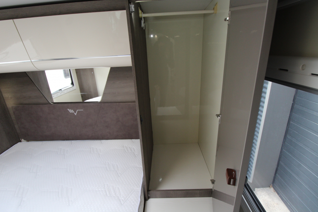 Mobilvetta K silver 54*Queensbed+hefbed* foto: 7