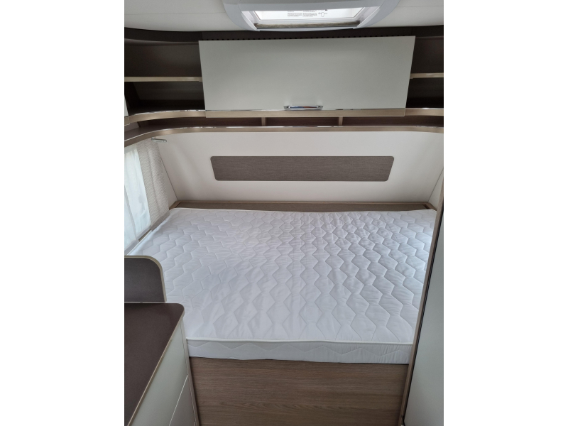B&uuml;rstner Premio 395 TS Cassette awning-Awning photo: 14