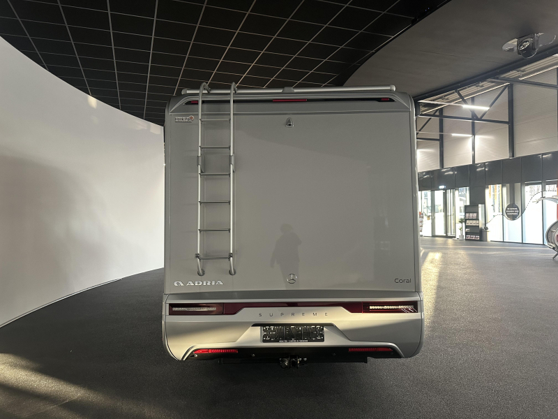 Adria Coral Supreme MB 670 DL LED / dakairco / automaat  foto: 4